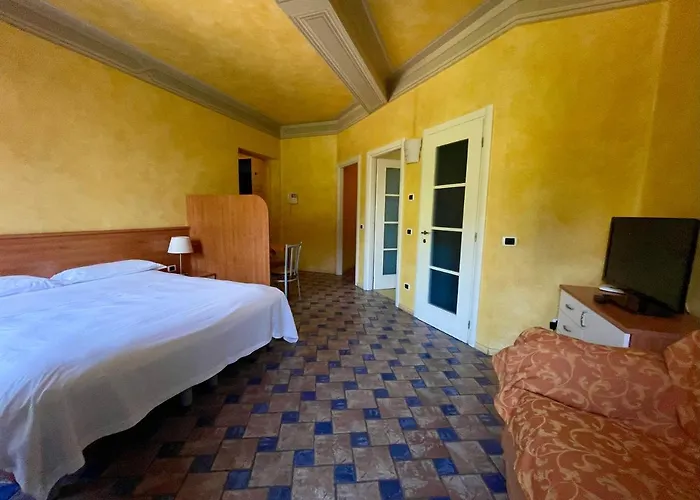 Corte Della Vittoria Aparthotel Parma